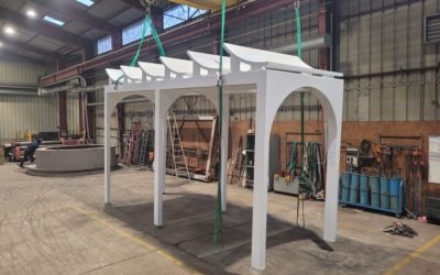 Mecanosoudure_Structure serrurerie avec ombrelle chaudronnée_ATS_Saint Nazaire